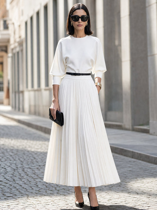 Vestido longo plissado de manga bufante e gola redonda