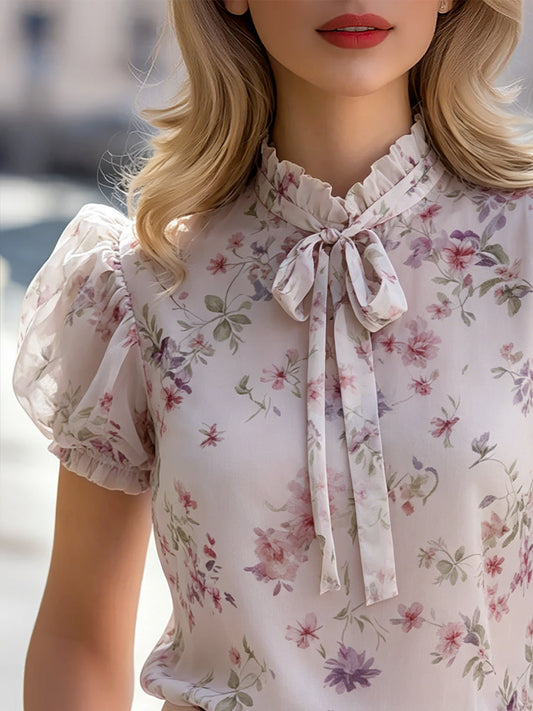 Blusa Chiffon Floral com Manga Bufante e Laço no Pescoço