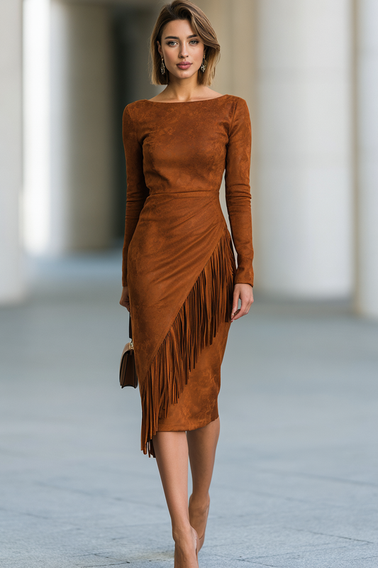 Robe midi asymétrique en suédine à franges