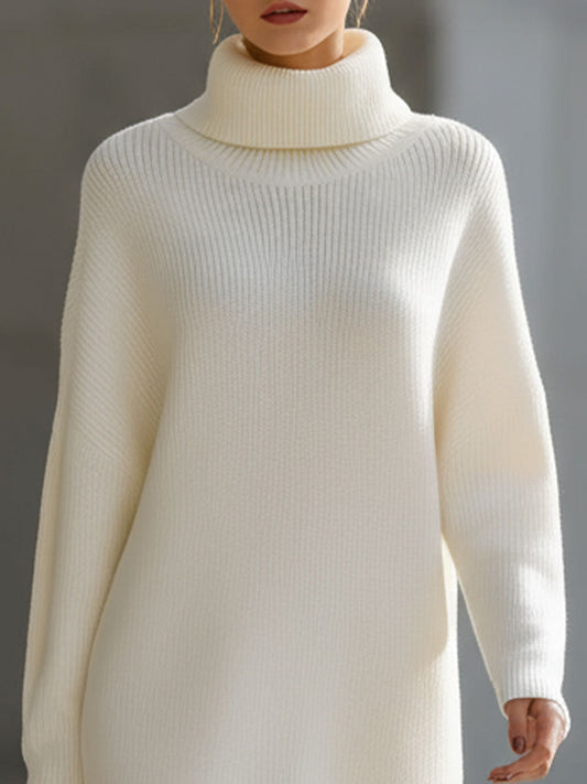 Vestido de malha canelado gola alta creme elegante