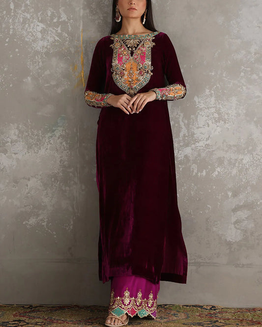 Vintage Elegant Embroidered Velvet Kaftan
