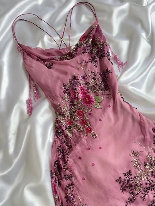 Lindo vestido de conto de fadas🧚🏻