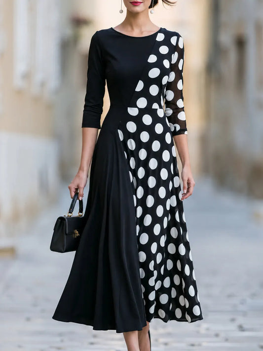 Vestido Midi Assimétrico com Painel de Poá em Tule