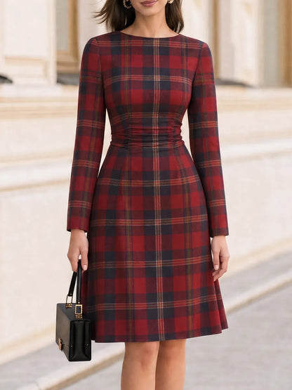 Round Neck Long Sleeve Waist Gathered A‐Line Midi Dress