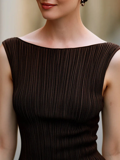 Ribbed Sleeveless Boat Neck Fitted Top