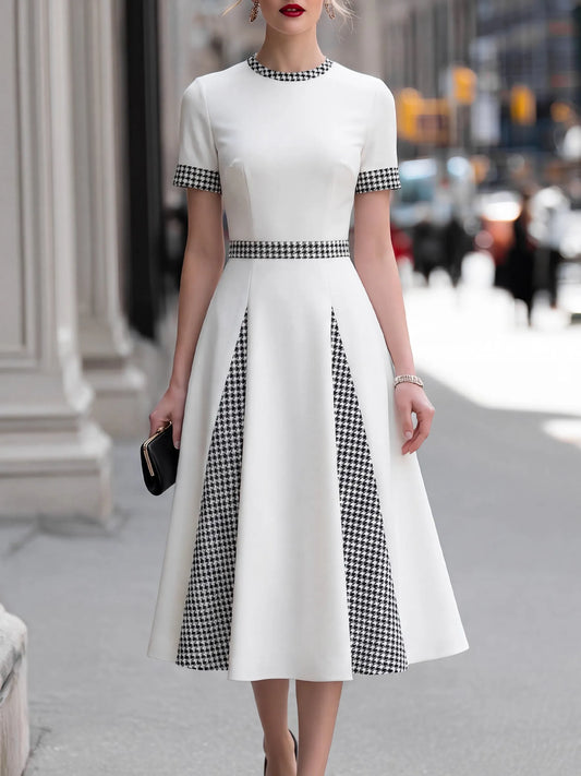 Robe midi tailleur à empiècements en pied-de-poule