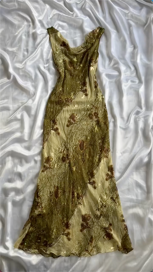 Lindo vestido de conto de fadas🧚🏻