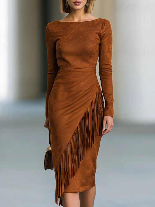Robe midi asymétrique en suédine à franges