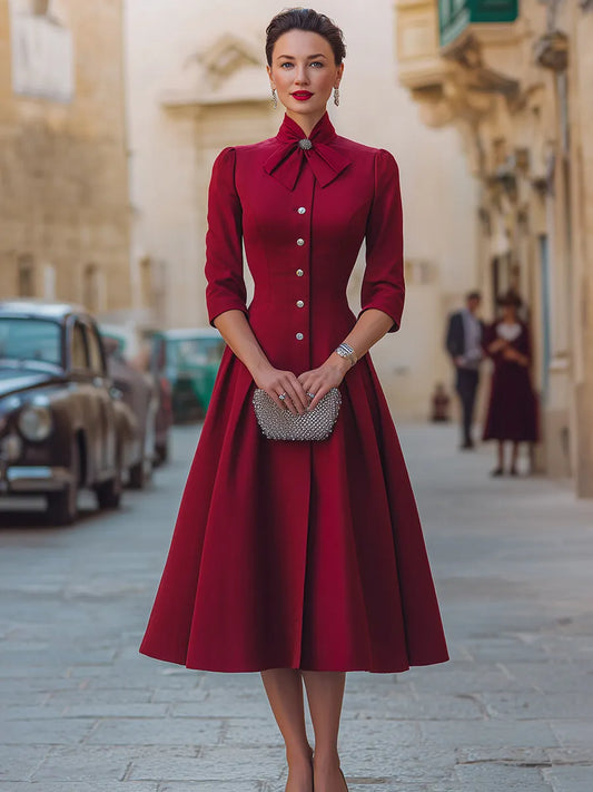 Vestido Midi Evasê Vermelho Acinturado com Gola de Laço e Detalhes de Strass