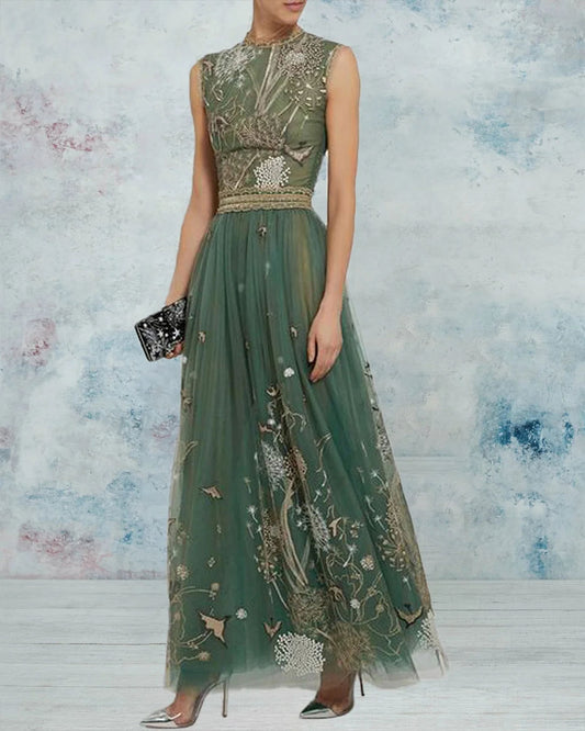 Vestido Longo de Tela Bordado Natureza