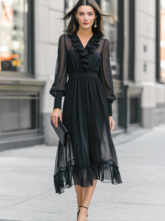Vestido Midi de Chiffon com Manga Longa Transparente e Detalhe Franzido