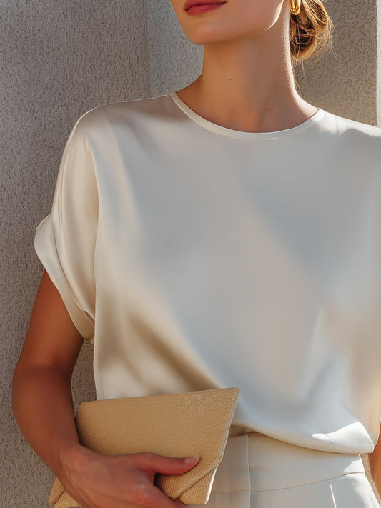 Blusa Relaxada de Cetim Acetinado Minimalista