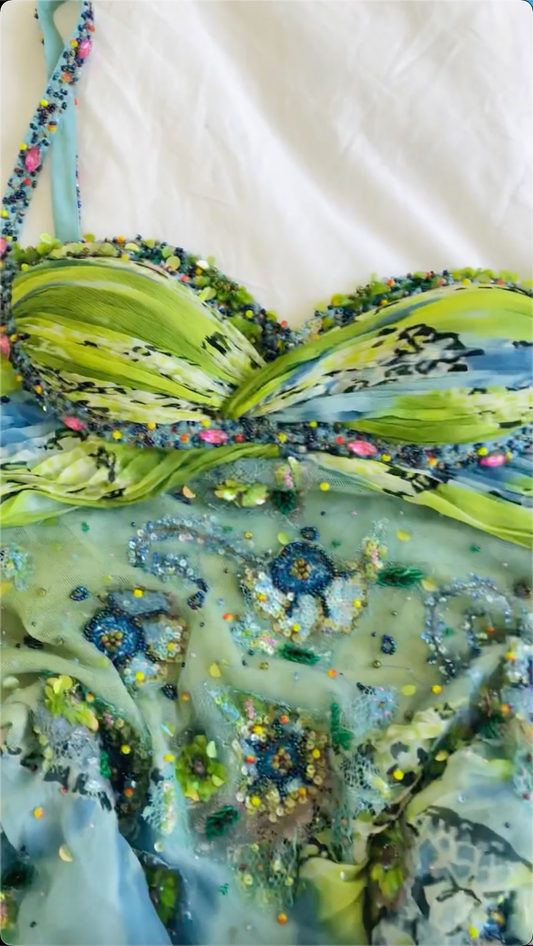 Lindo vestido de conto de fadas🧚🏻