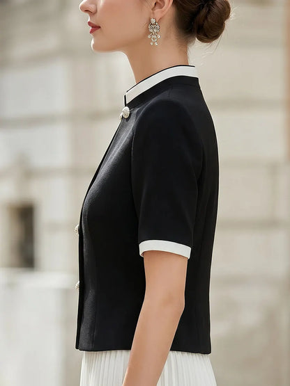 Contrast Trim Structured Short Sleeve Top