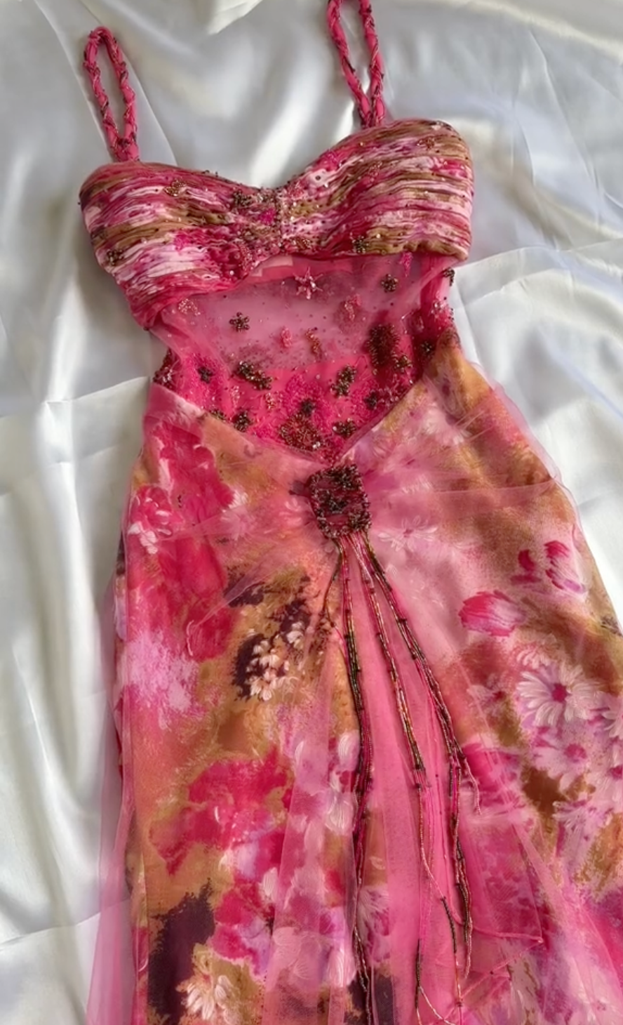 A dress that looks like an oil painting 💐✨ Beautiful fairytale dress🧚🏻