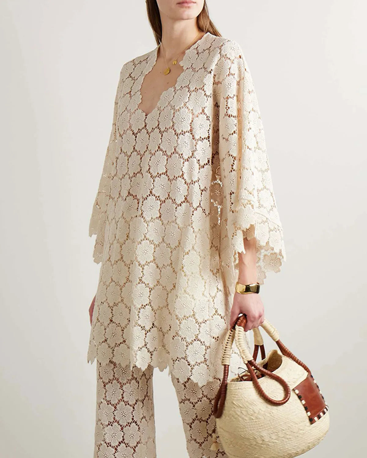 Cropped guipure lace top and straight-leg pants two-piece set