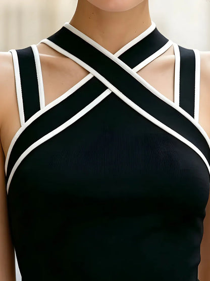 Contrast Trim Cross-Strap Halter Neck Fitted Top