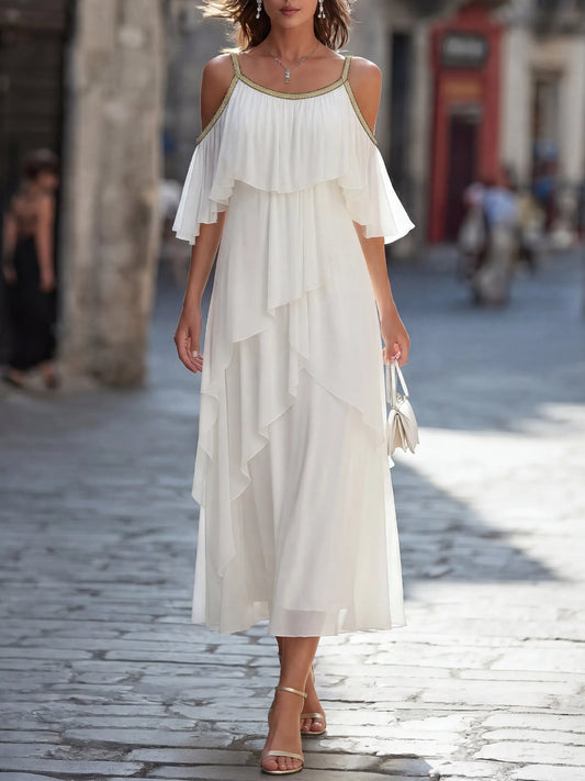 Vestido Midi de Chiffon em Camadas com Recorte no Ombro e Acabamento Metálico