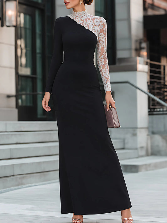 Robe longue asymétrique à empiècements en dentelle