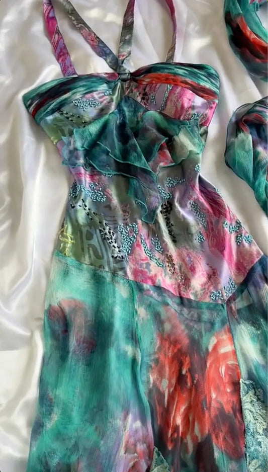 Une robe en soie tropicale sous-marine
