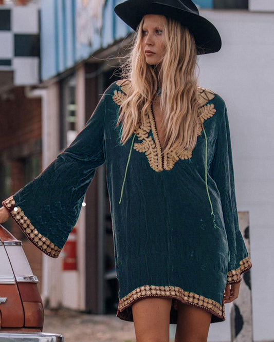 Robe hippie en velours à col en V