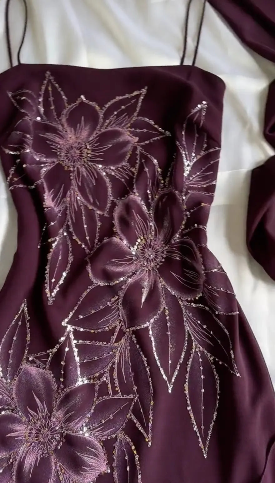 A 90s prom dress 🍇✨ Beautiful fairytale dress🧚🏻