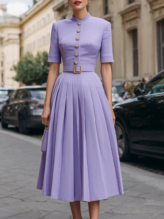 Robe midi plissée boutonnée sur mesure