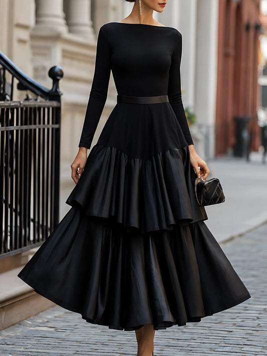 Robe longue en satin à deux niveaux avec jupe à volants
