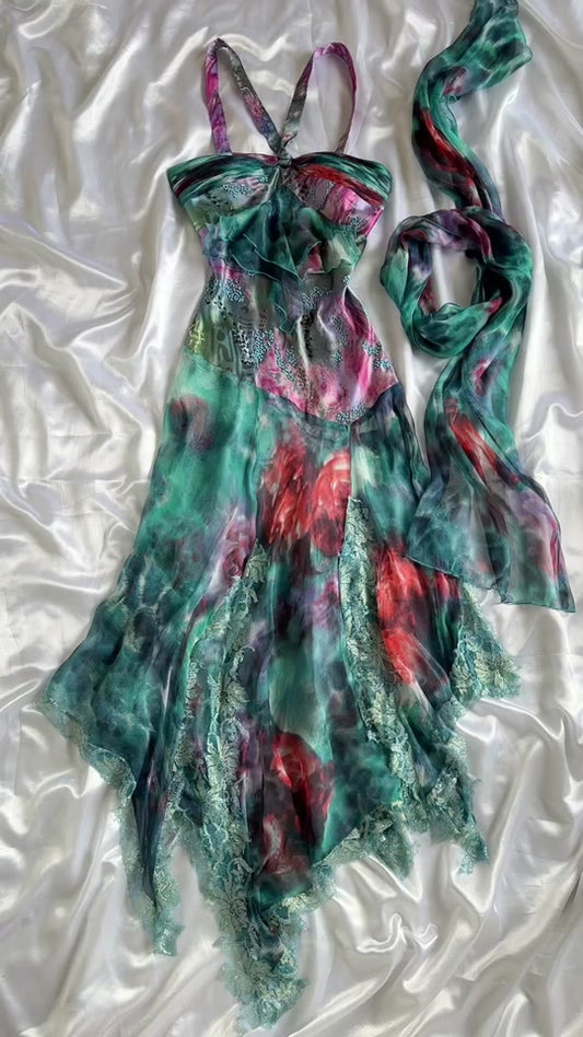 Une robe en soie tropicale sous-marine