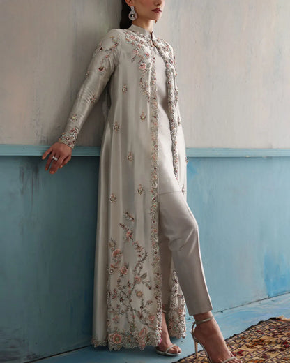 Elegant embroidered jacket and trousers two-piece set