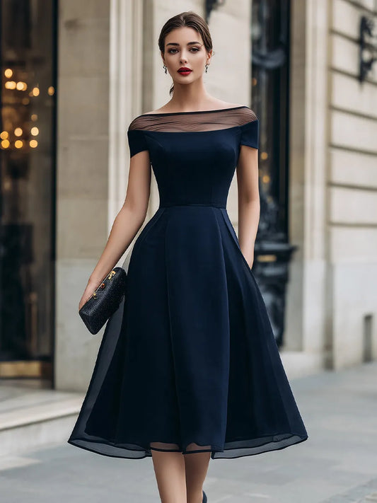 Vestido Midi Evasê com Ilusão de Ombro a Ombro em Tule