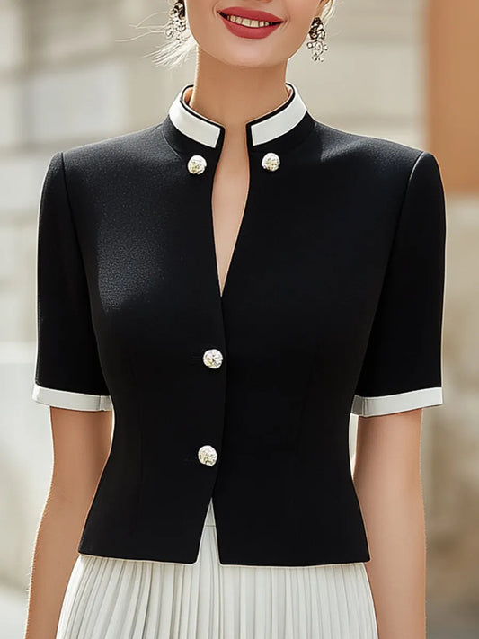Blusa Estruturada de Manga Curta com Acabamento Contrastante