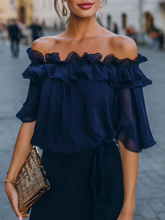 Blusa de Chiffon com Babados e Decote Ombro a Ombro