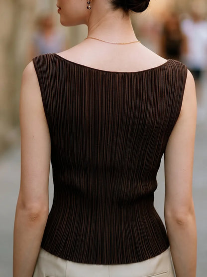 Ribbed Sleeveless Boat Neck Fitted Top